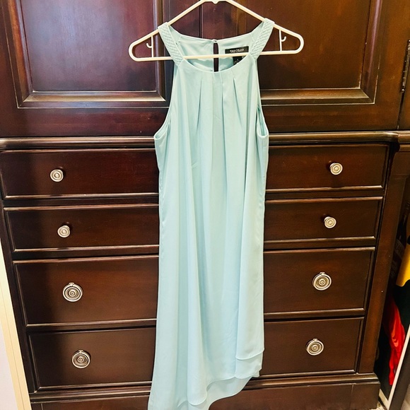 Beautiful White House Black Market sage green midi dress, asymmetrical - Picture 2 of 5